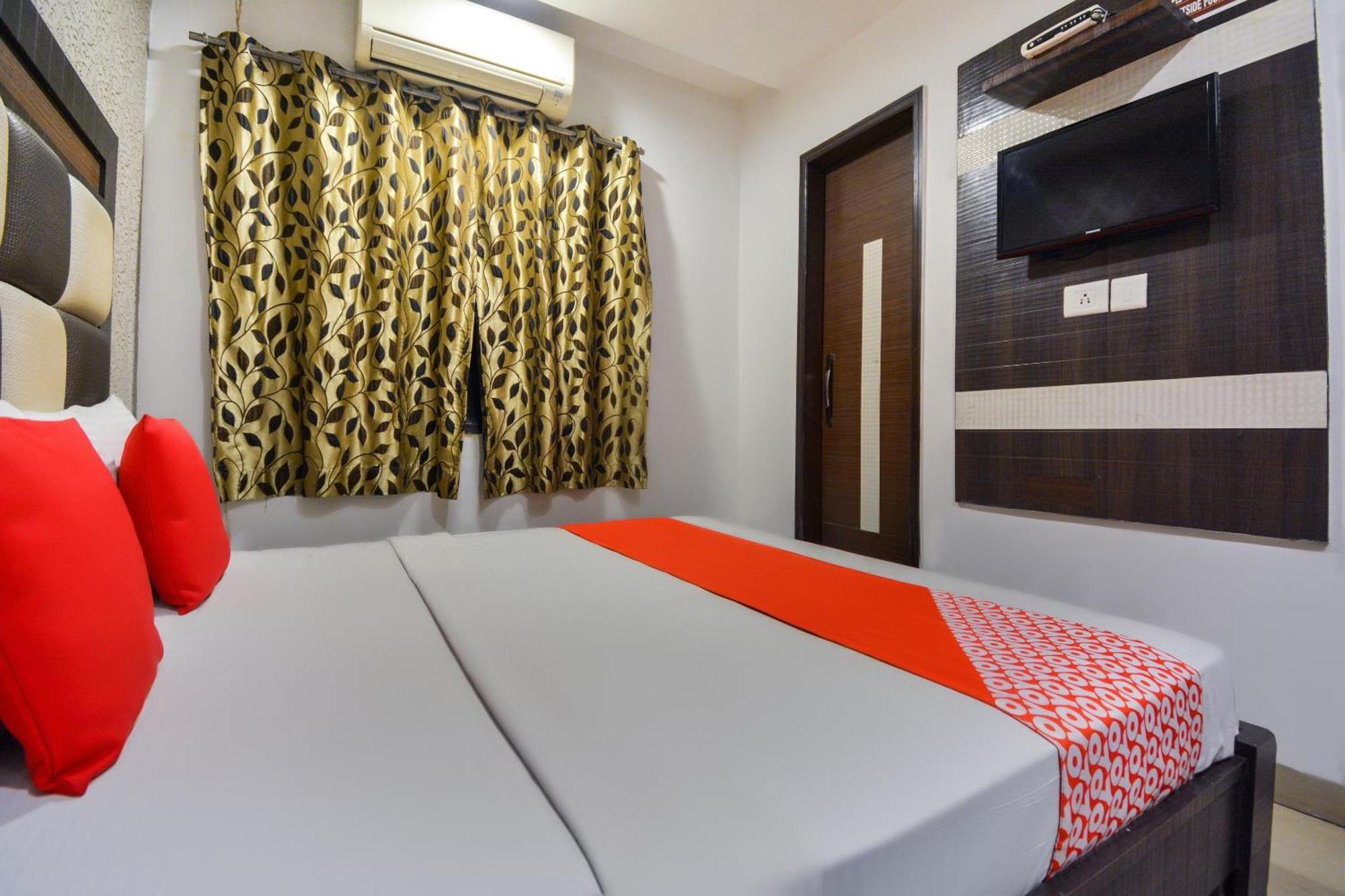 Hotel O Lexis Ludhiana Exterior foto